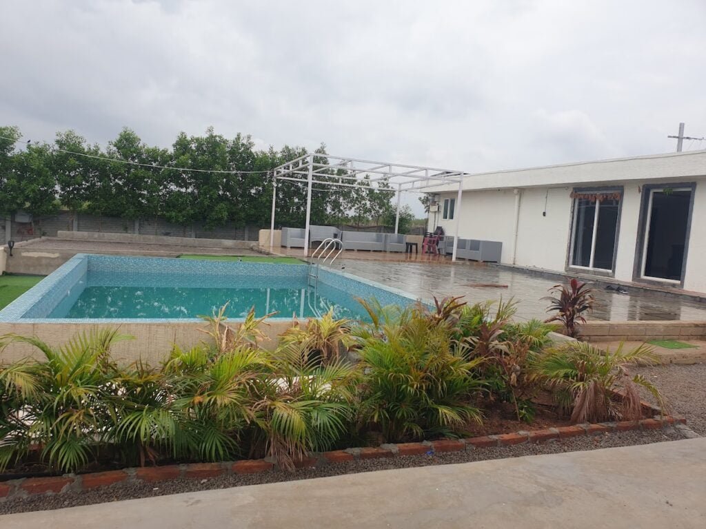 Spacious Farmhouse in Manneguda – Perfect for Events and Family Gatherings