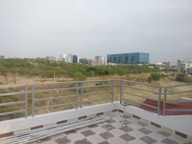 Charming Guesthouse with Excellent Amenities and Location in Gachibowli