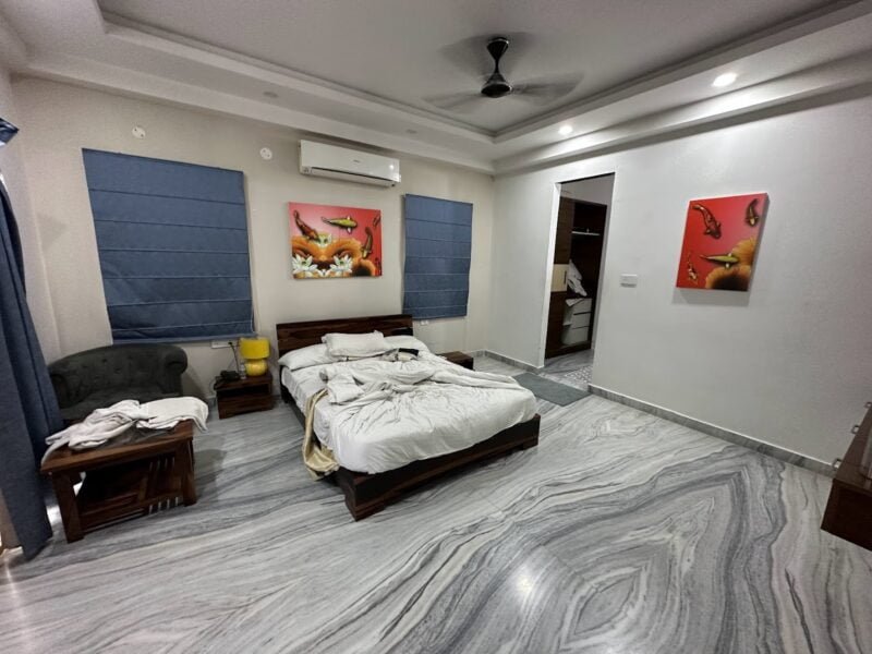 Charming Guesthouse with Excellent Amenities and Location in Gachibowli