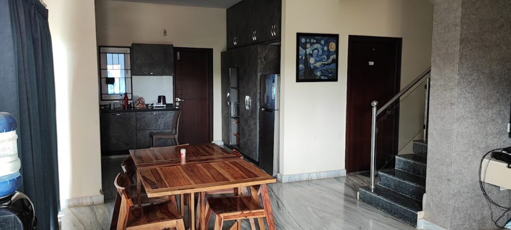 Charming Guesthouse with Excellent Amenities and Location in Gachibowli