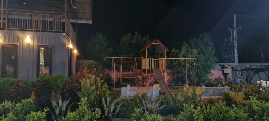 Kashmir Farmhouse Retreat – Book for 12 or 24 Hours of Relaxation and Luxury