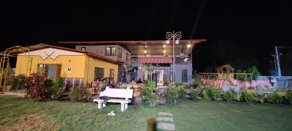 Kashmir Farmhouse Retreat – Book for 12 or 24 Hours of Relaxation and Luxury