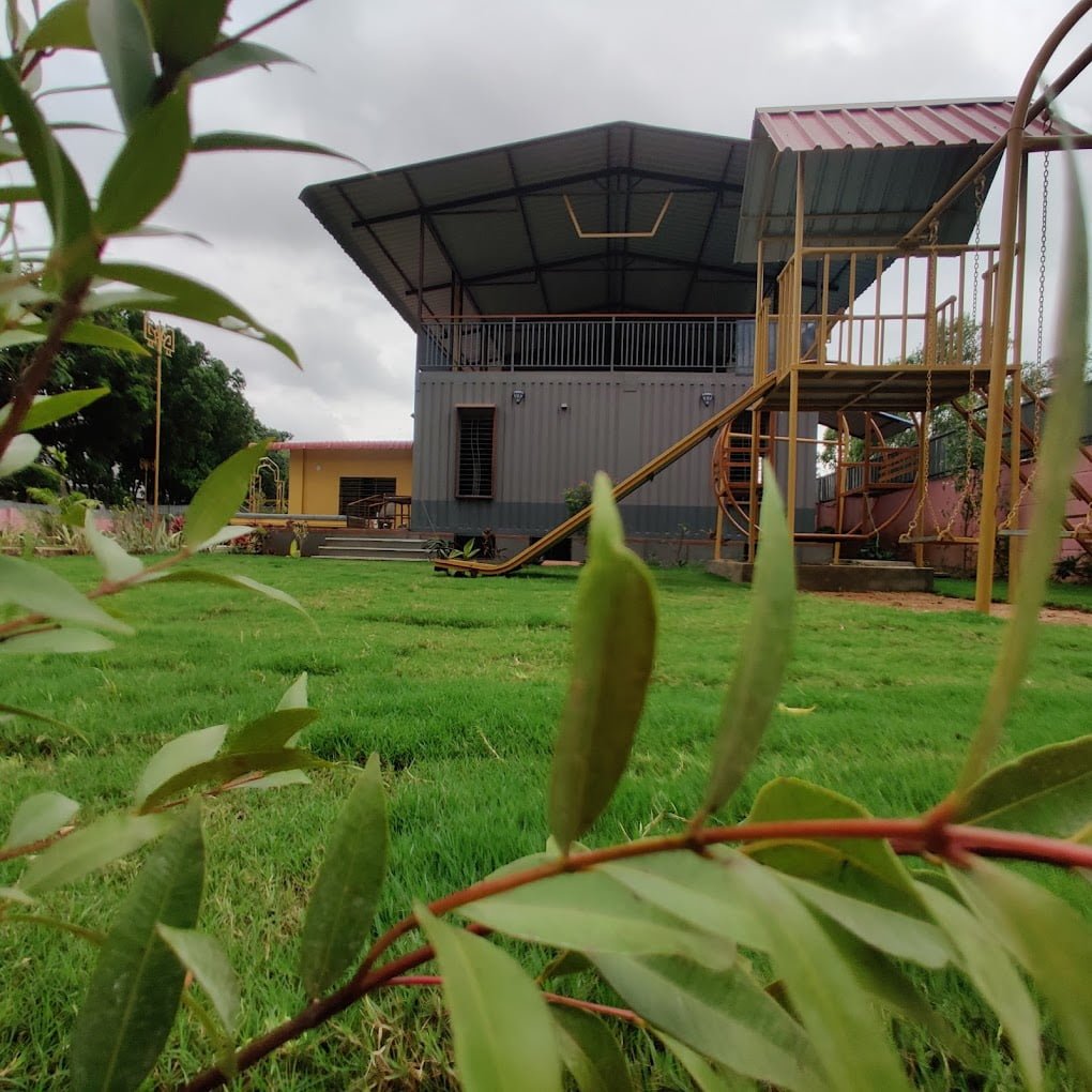 Kashmir Farmhouse Retreat – Book for 12 or 24 Hours of Relaxation and Luxury