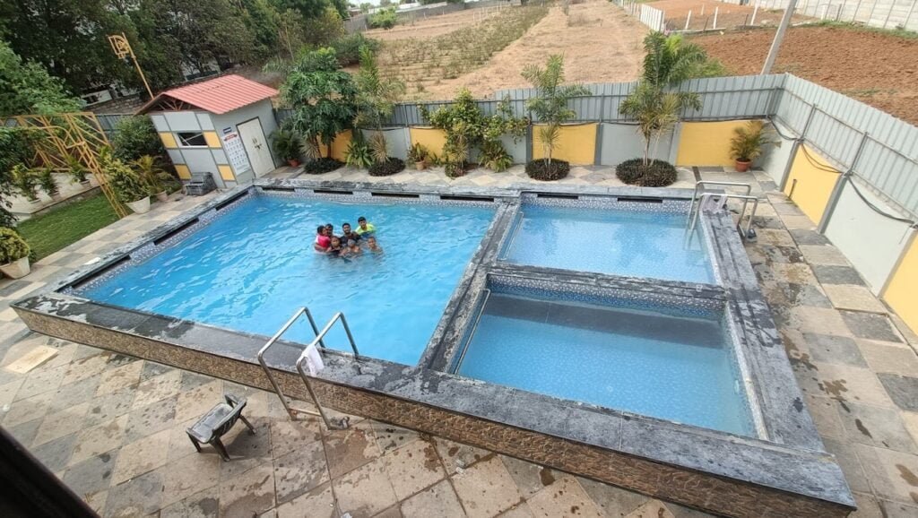 Kashmir Farmhouse Retreat – Book for 12 or 24 Hours of Relaxation and Luxury