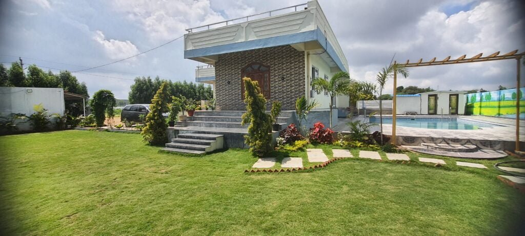 Fully-Equipped Farmhouse Retreat with Pool and Games at Shamirpet