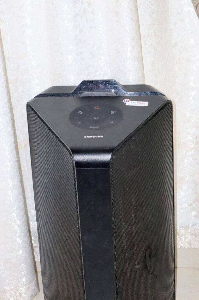 Luxurious Farmhouse with Pool and Mango Farm – Perfect for Parties and Family Fun