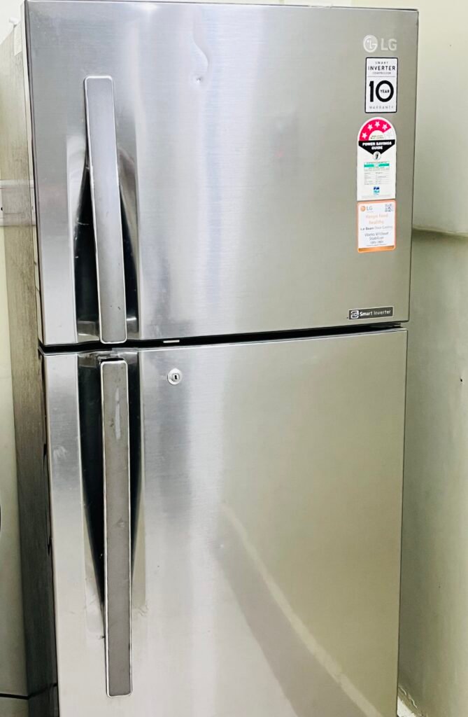 Luxurious Farmhouse with Pool and Mango Farm – Perfect for Parties and Family Fun