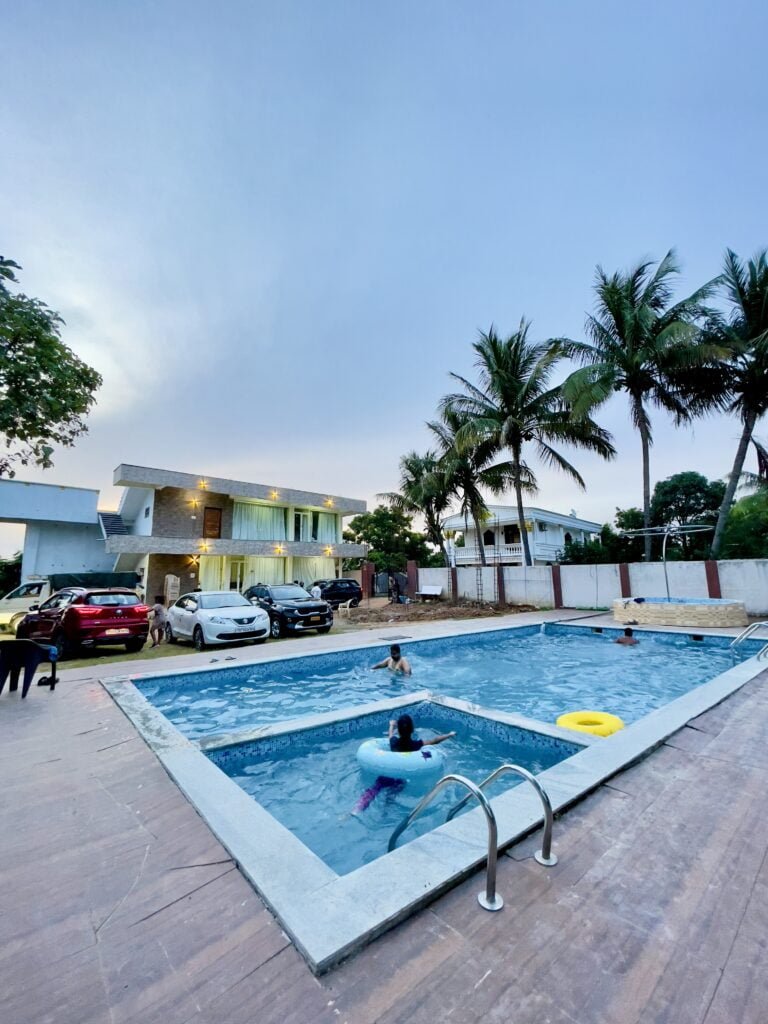 Luxurious Farmhouse with Pool and Mango Farm – Perfect for Parties and Family Fun