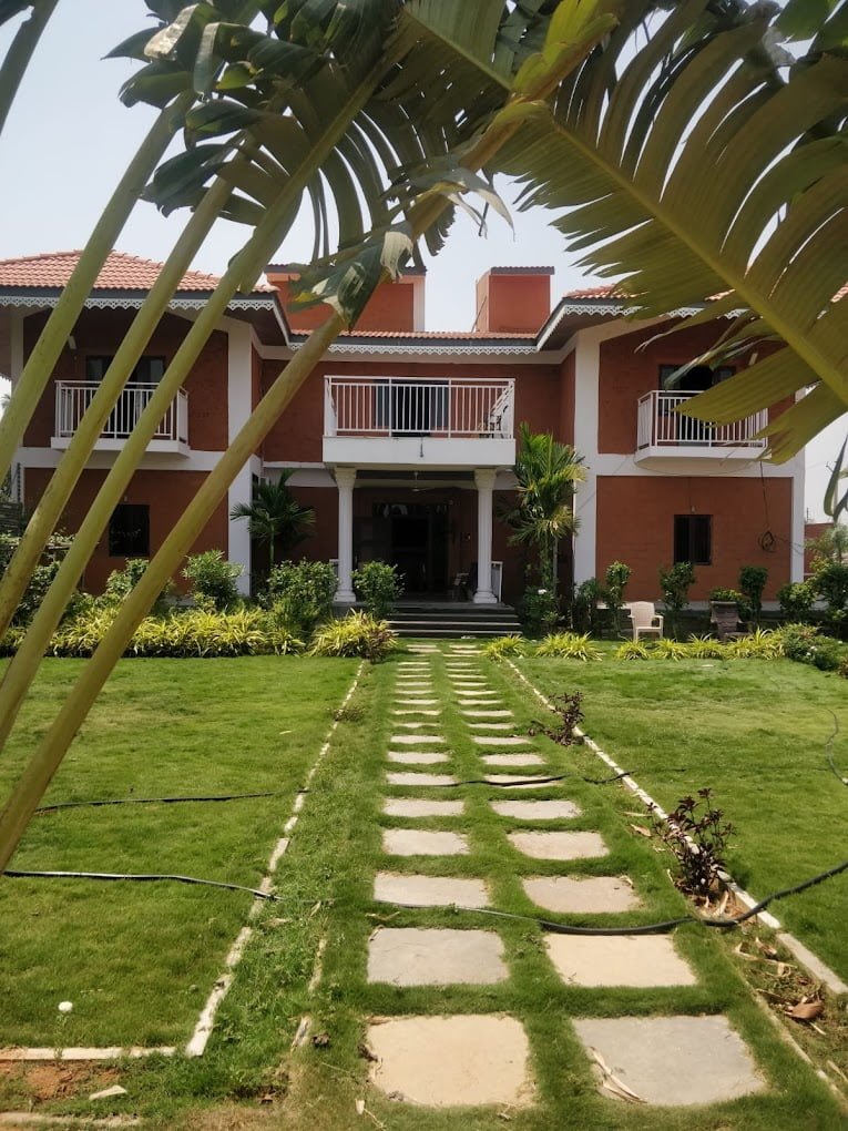 Serene Hideaway in Venkatapuram with Pool and Leisure Features