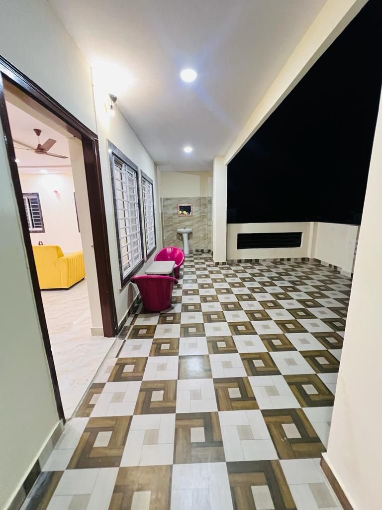 Luxurious Getaway with Modern Amenities in Moinabad (12 hours and 24 hours booking)