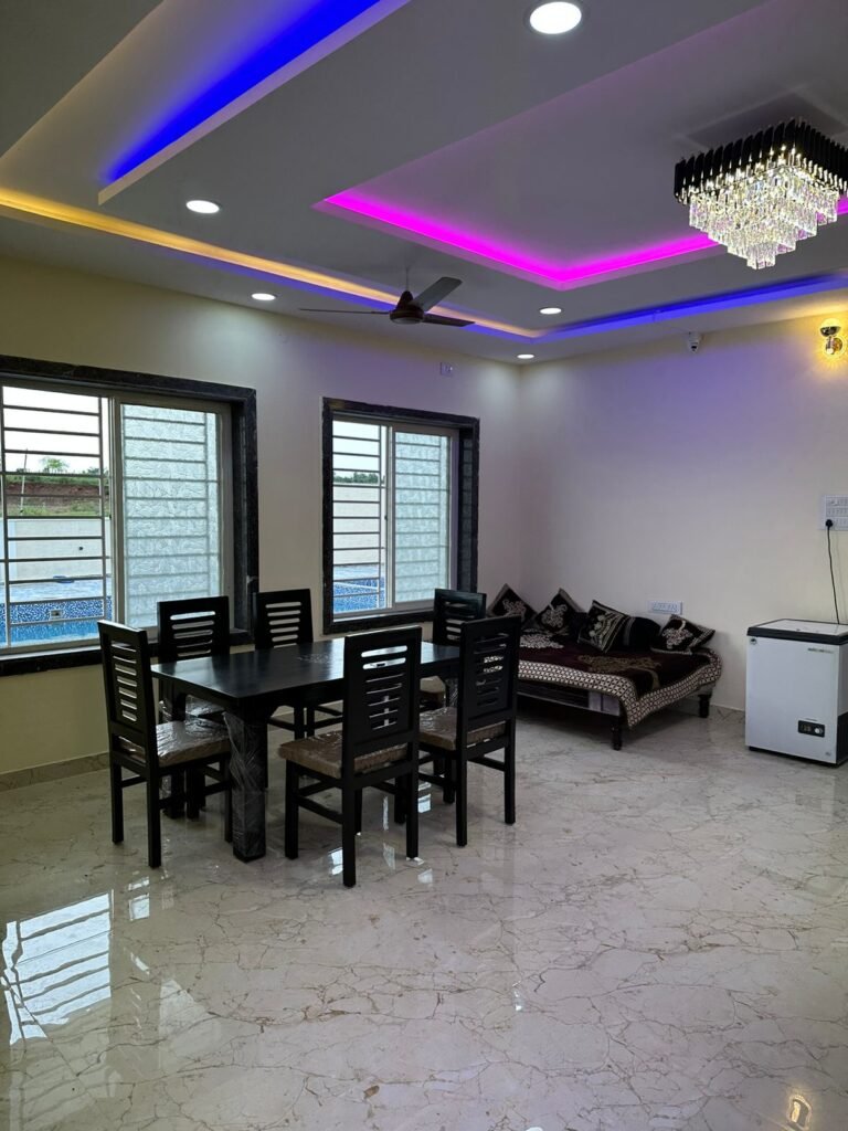 Luxurious Getaway with Modern Amenities in Moinabad (12 hours and 24 hours booking)