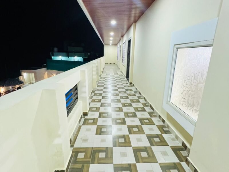 Luxurious Getaway with Modern Amenities in Moinabad (12 hours and 24 hours booking)