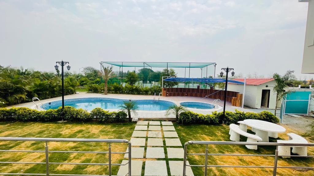 Versatile Farm Stay near Chinnashapur, Moinabad with Event Spaces and Family-Friendly Amenities (12 Hours)