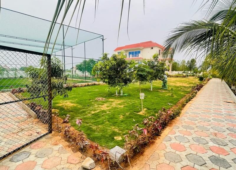 Versatile Farm Stay near Chinnashapur, Moinabad with Event Spaces and Family-Friendly Amenities (12 Hours)